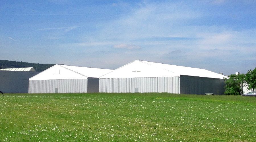 Lagerhallen und Leichtbauhallen