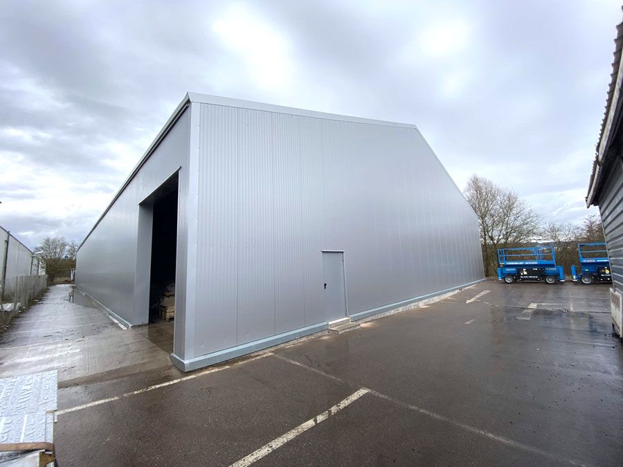 vollisolierte Warmhalle